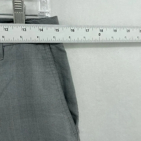 O'Neill Chino Shorts Mens Sz 29 Gray Plaid Slash Pockets Zip Houndstooth Midrise - Picture 3 of 11